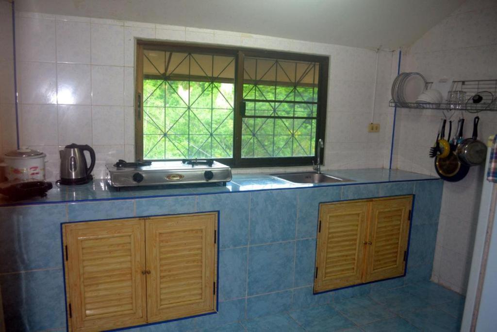 Oyo 851 On Hill Residence Patong Bagian luar foto