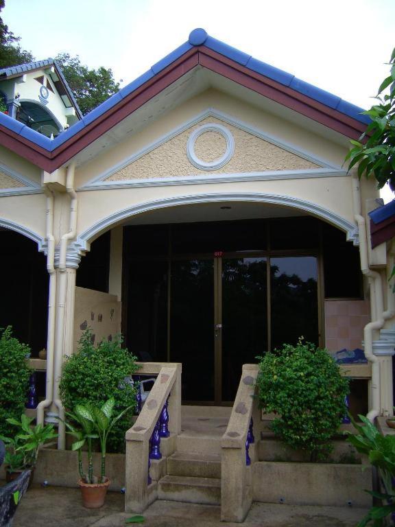 Oyo 851 On Hill Residence Patong Bagian luar foto