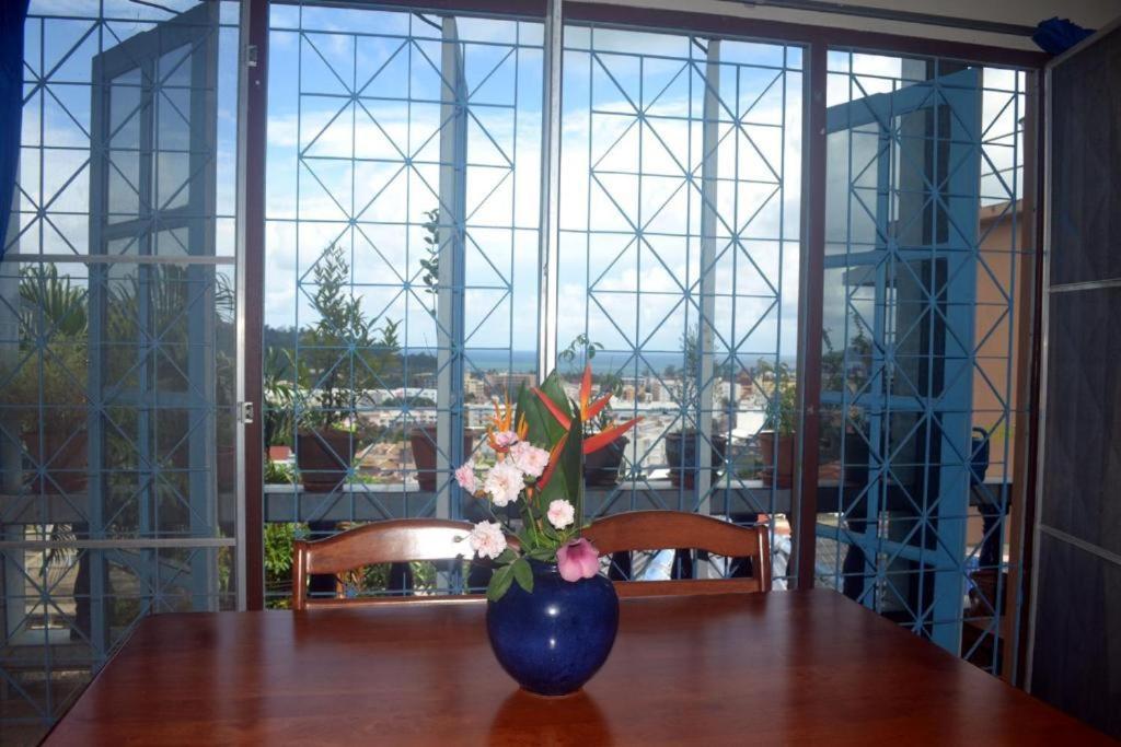 Oyo 851 On Hill Residence Patong Bagian luar foto