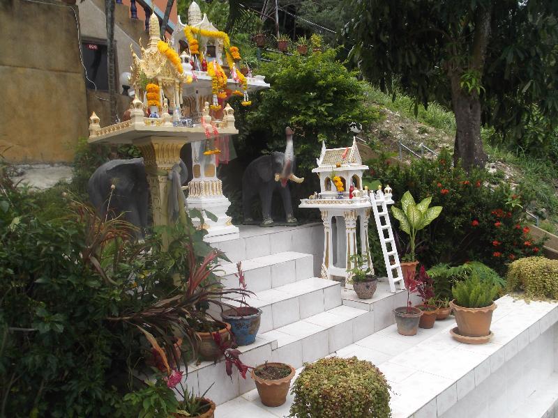 Oyo 851 On Hill Residence Patong Bagian luar foto