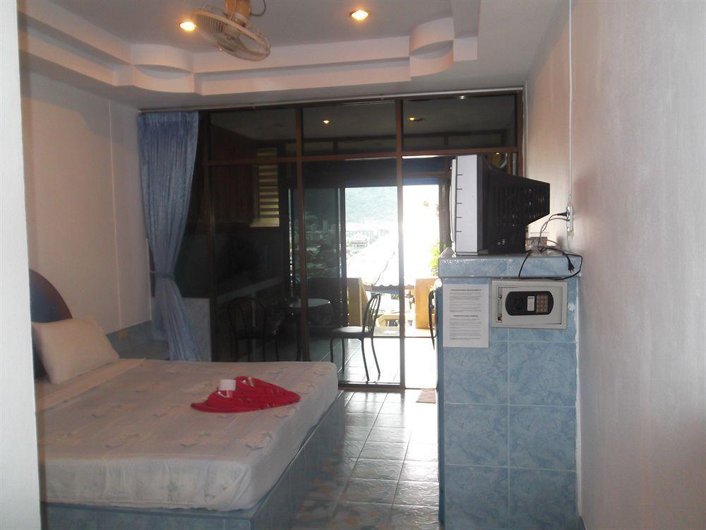 Oyo 851 On Hill Residence Patong Bagian luar foto