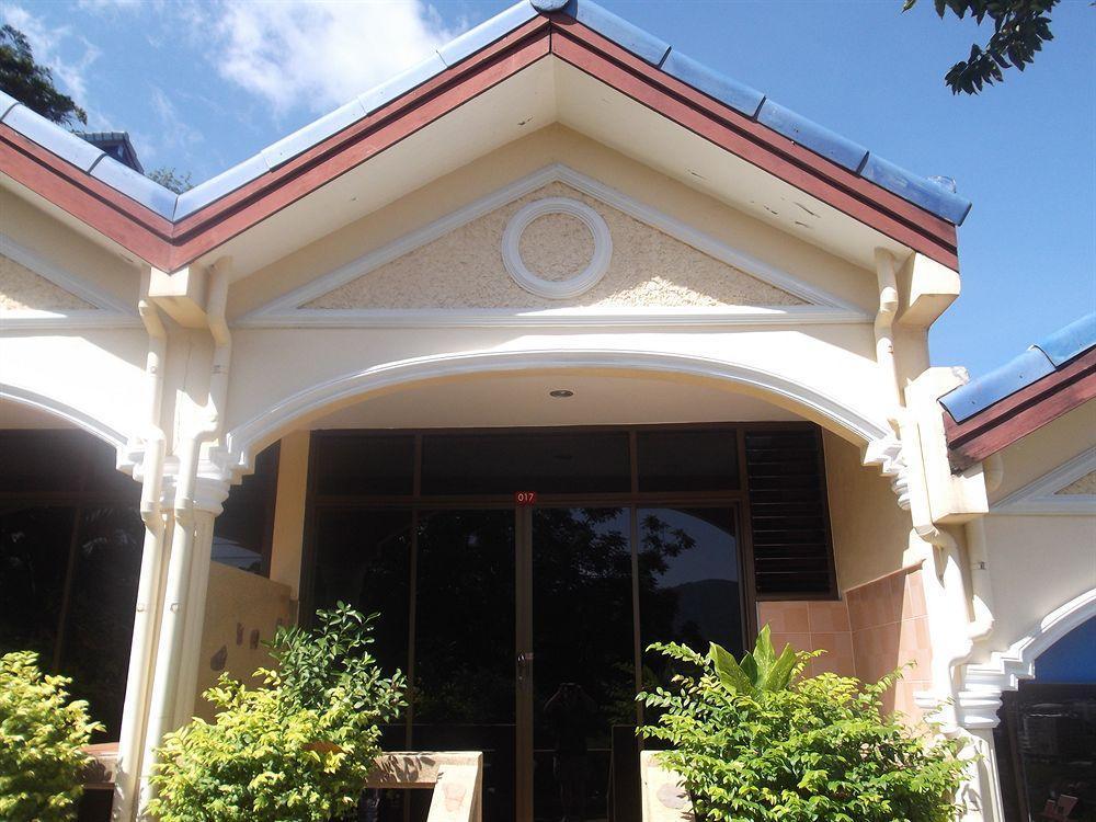 Oyo 851 On Hill Residence Patong Bagian luar foto
