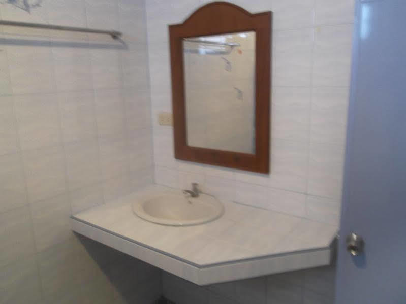 Oyo 851 On Hill Residence Patong Bagian luar foto